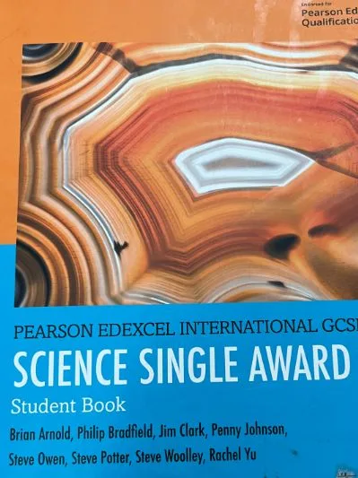 Pearson Edexcel International GCSE (9-1) Science Single Award Student Book